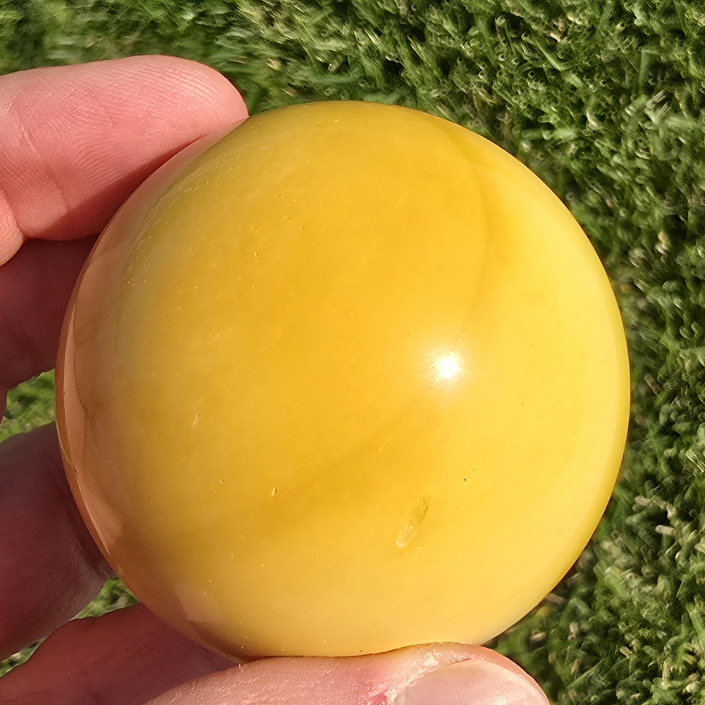 Yellow Mookaite Sphere – Sunlit Strength & Ancestral Calm